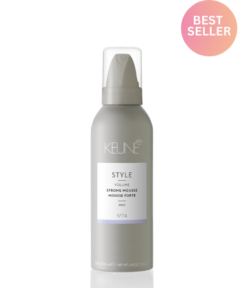 Obtenez STYLE STRONG MOUSSE pour une coiffure exceptionnelle et plus de volume sur keune.ch. Ce produit offre une fixation forte et une brillance attrayante.